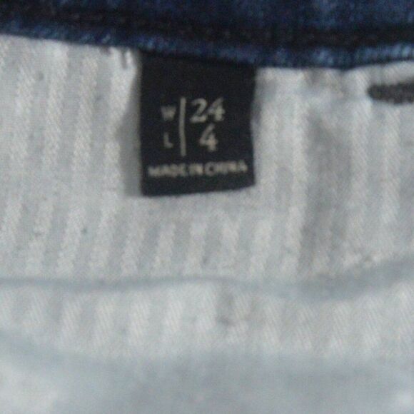 Abercrombie & Fitch Denim Jean Shorts Dark Wash Cuffed Hem Size 24/4 - Picture 5 of 6